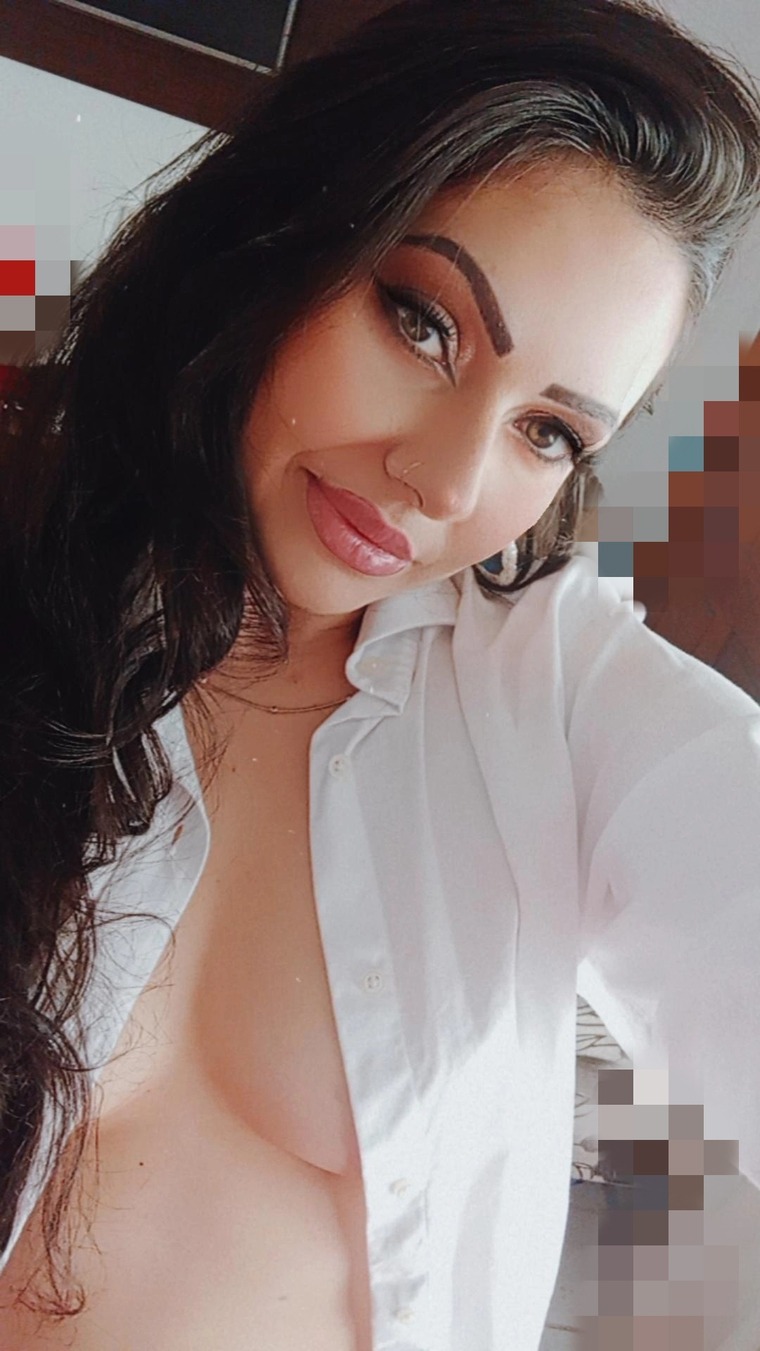Daniela Ferreira cover image