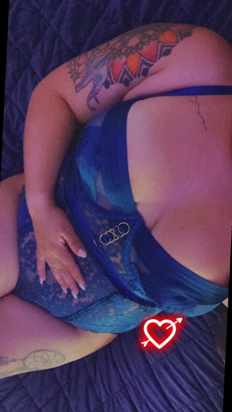 Daniela Mae banner image