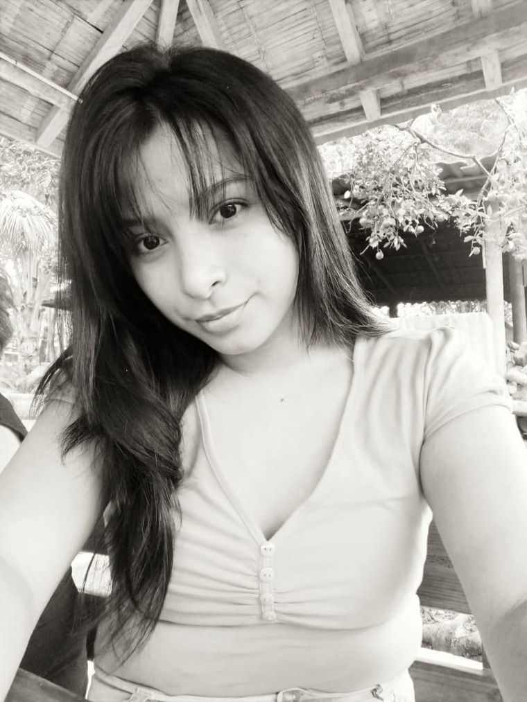 Daniela Yadira cover image
