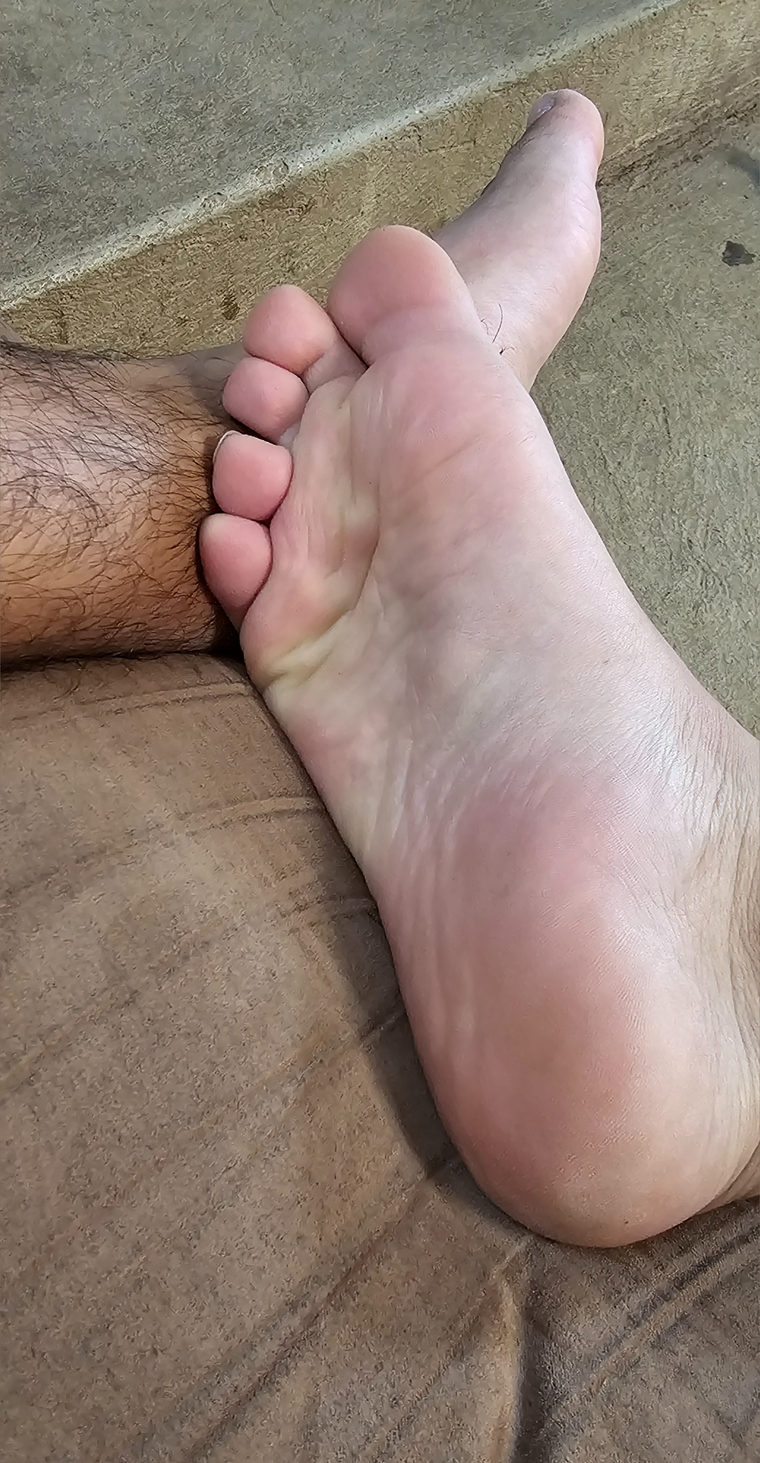 Daniel's Feet banner image