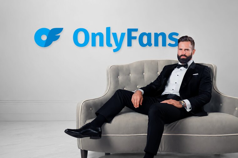 D A N I _ R O B L E S banner image