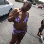 Tati Marie 😘 avatar