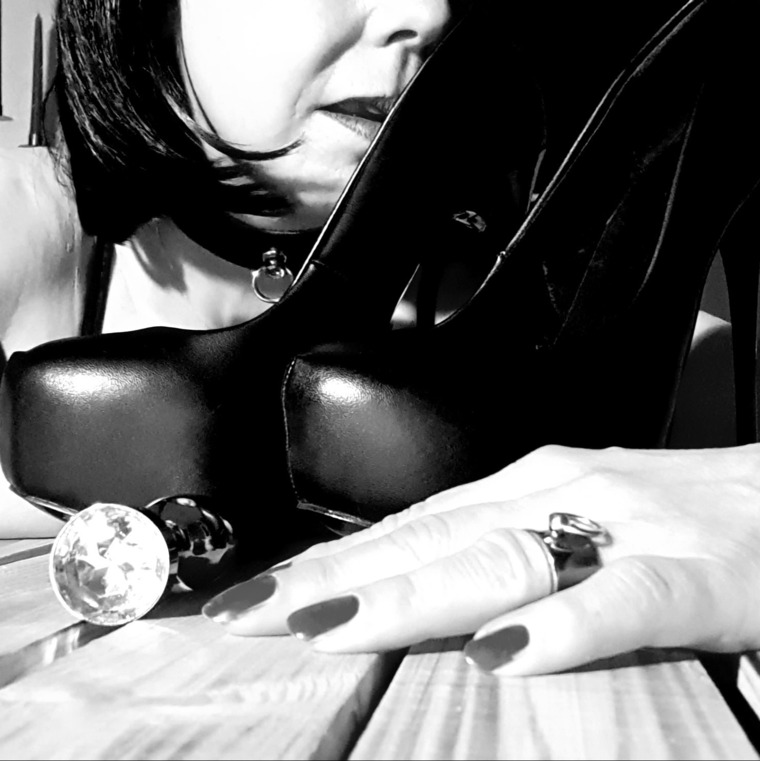 DarkDesiresAnnett cover image