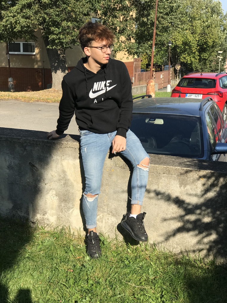 Daviidek <33 cover image