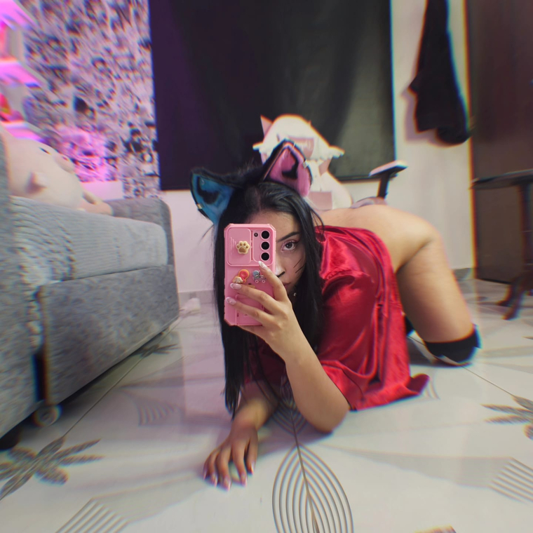 dayana_miler banner image