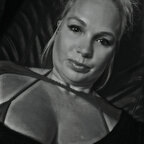 DeeDee Marie avatar