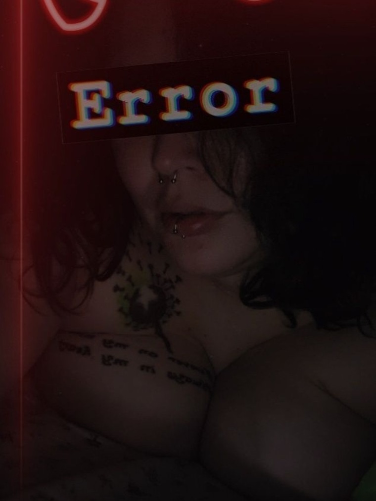 Dee banner image