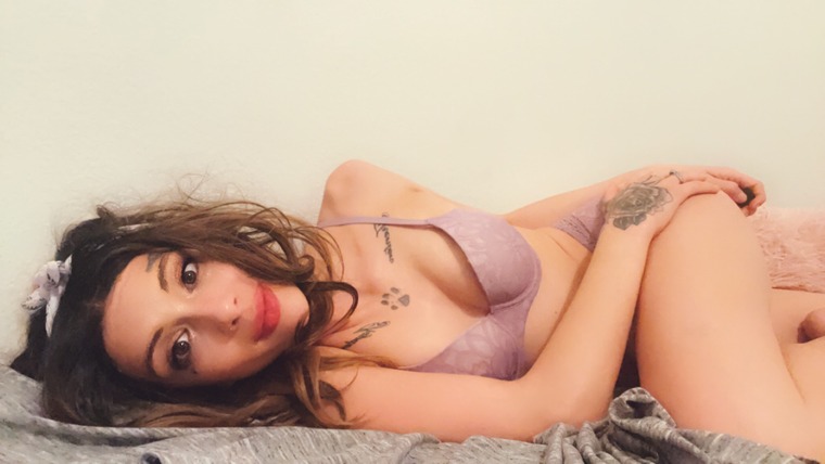 Deja Mae cover image