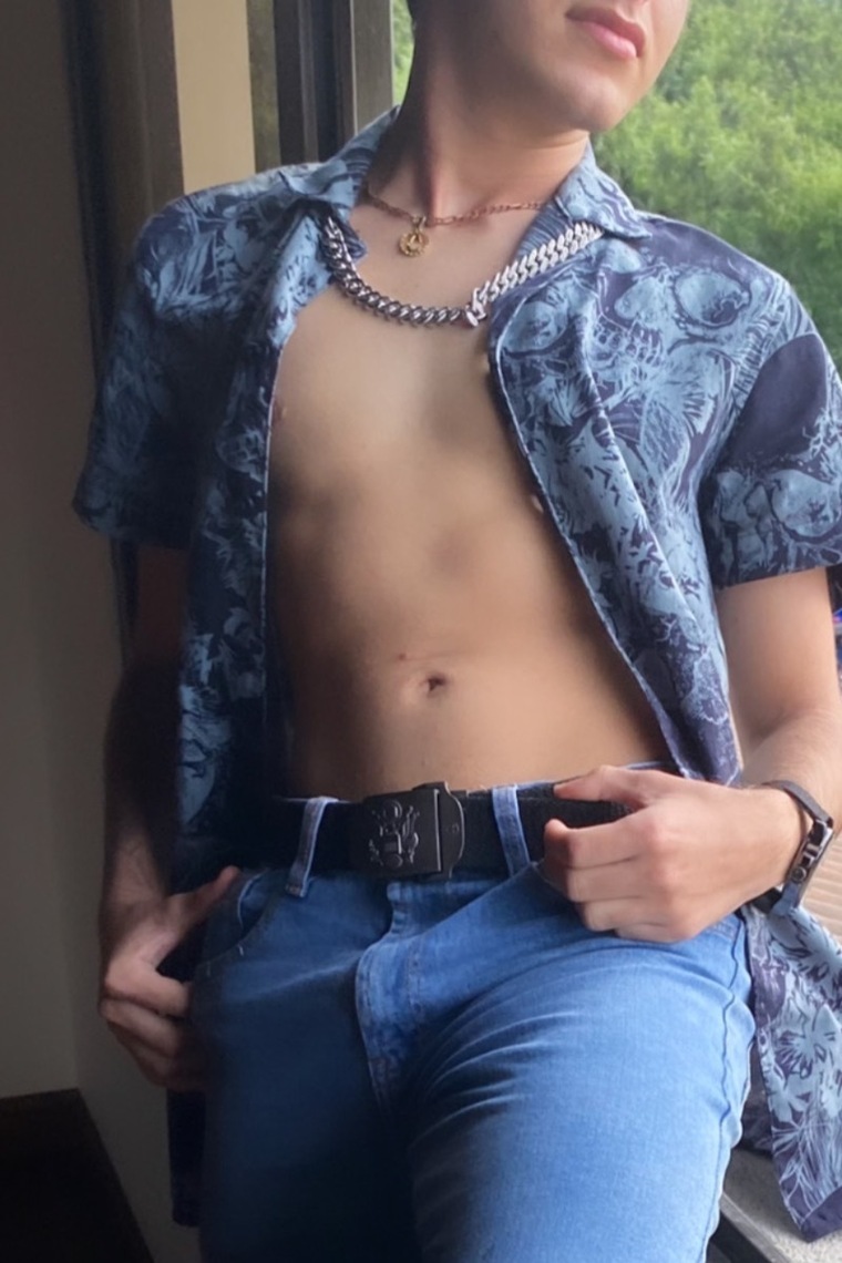 Dennis Carías cover image