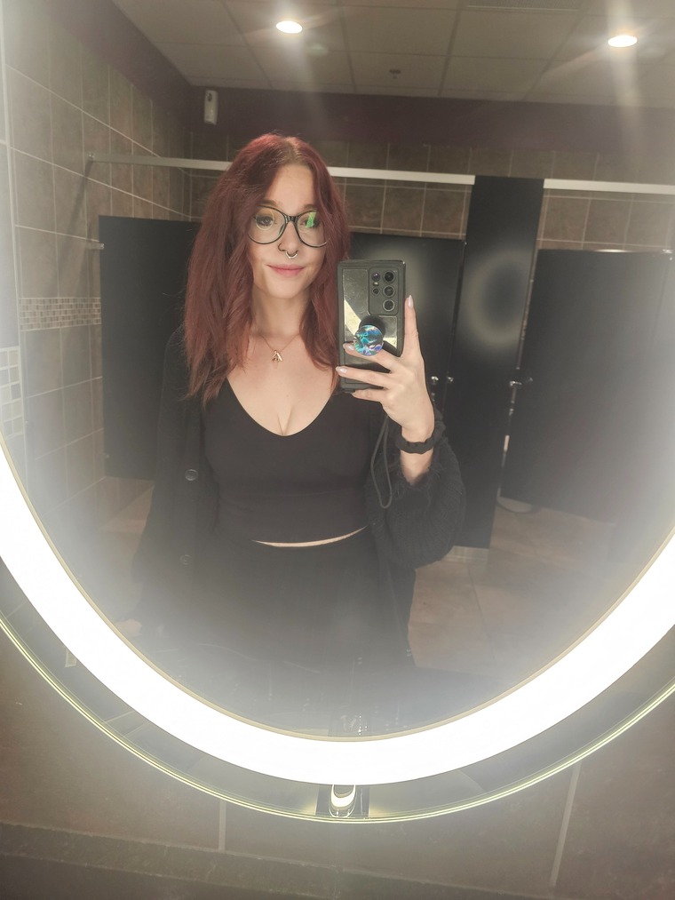 Depressed Temptress cover image