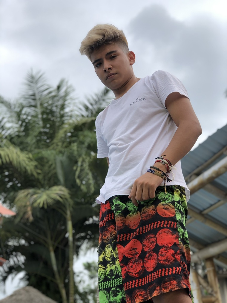 Francisco Valencia 🔥 cover image