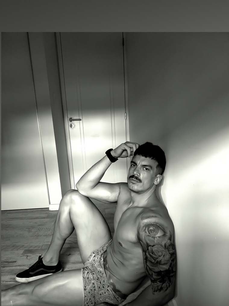 Dirty mike vip ๐ฅ cover image