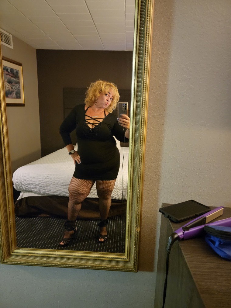 DivaDez cover image