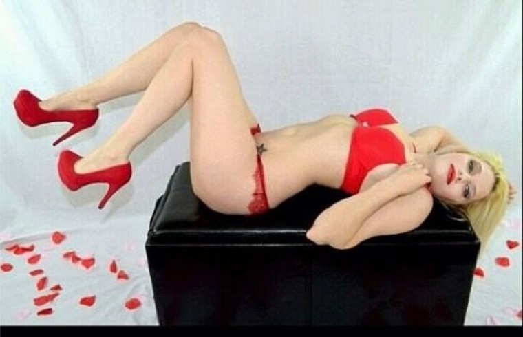 Devine Kitty cover image