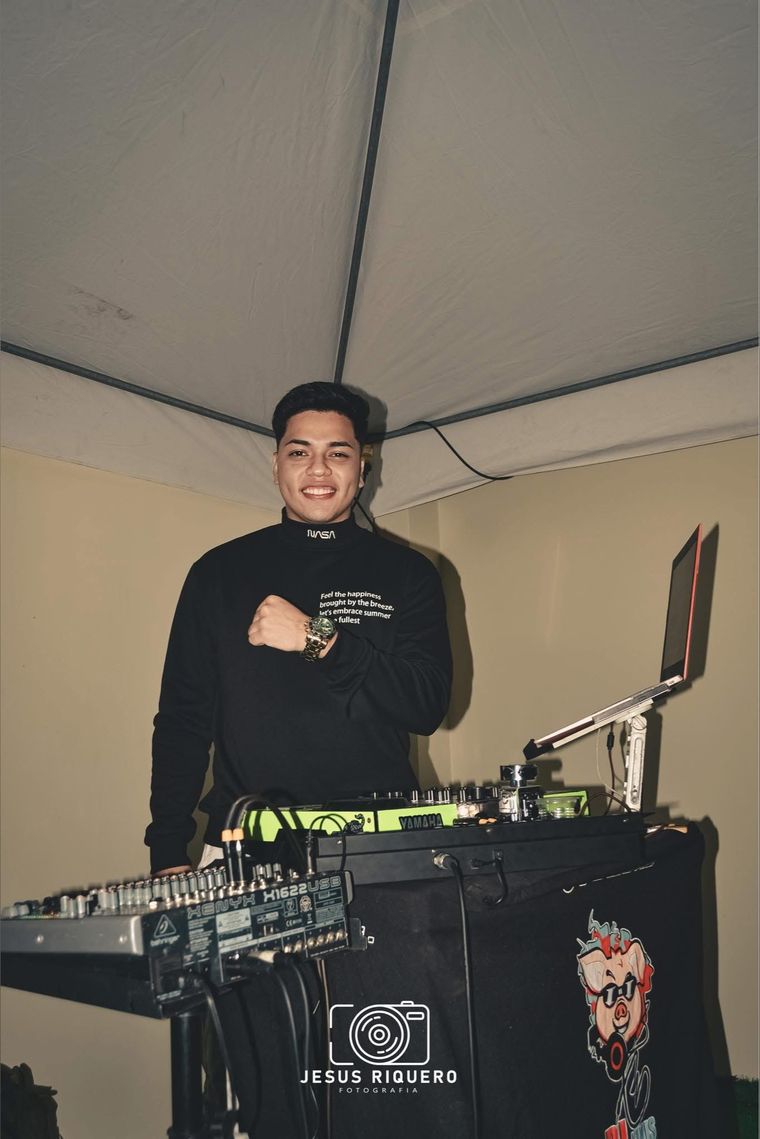 Dj Elvis Pro banner image
