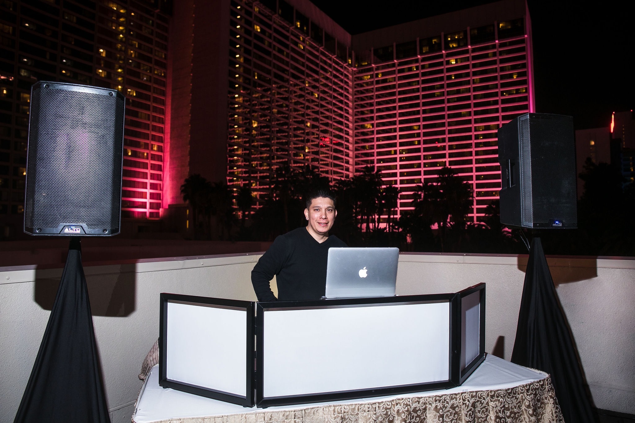 DJ LyRiX banner image