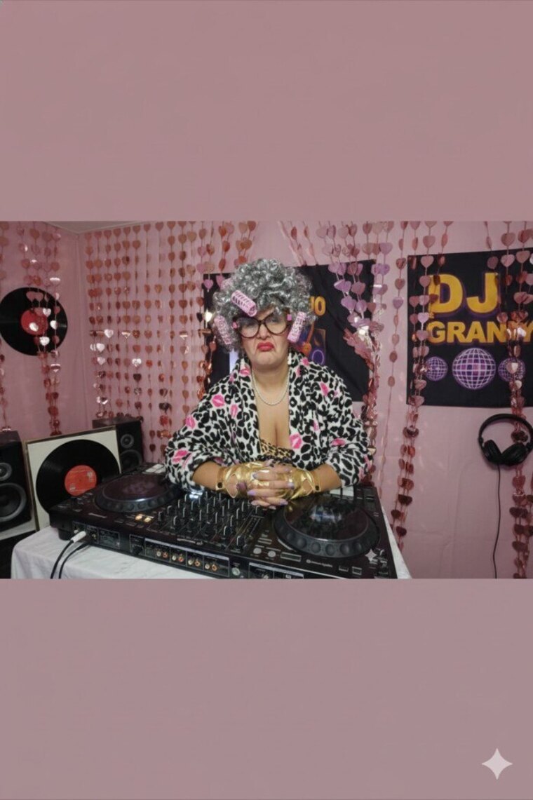 Dj Ouwehoer cover image