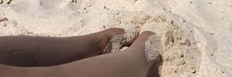 Tiny girl feet 🦶🏻🍭 cover image