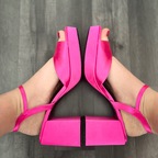 Dolce_Feet38 avatar