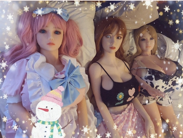 Dolls and Happiness Universe cover image