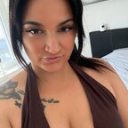 CurvyMumi♥️ avatar