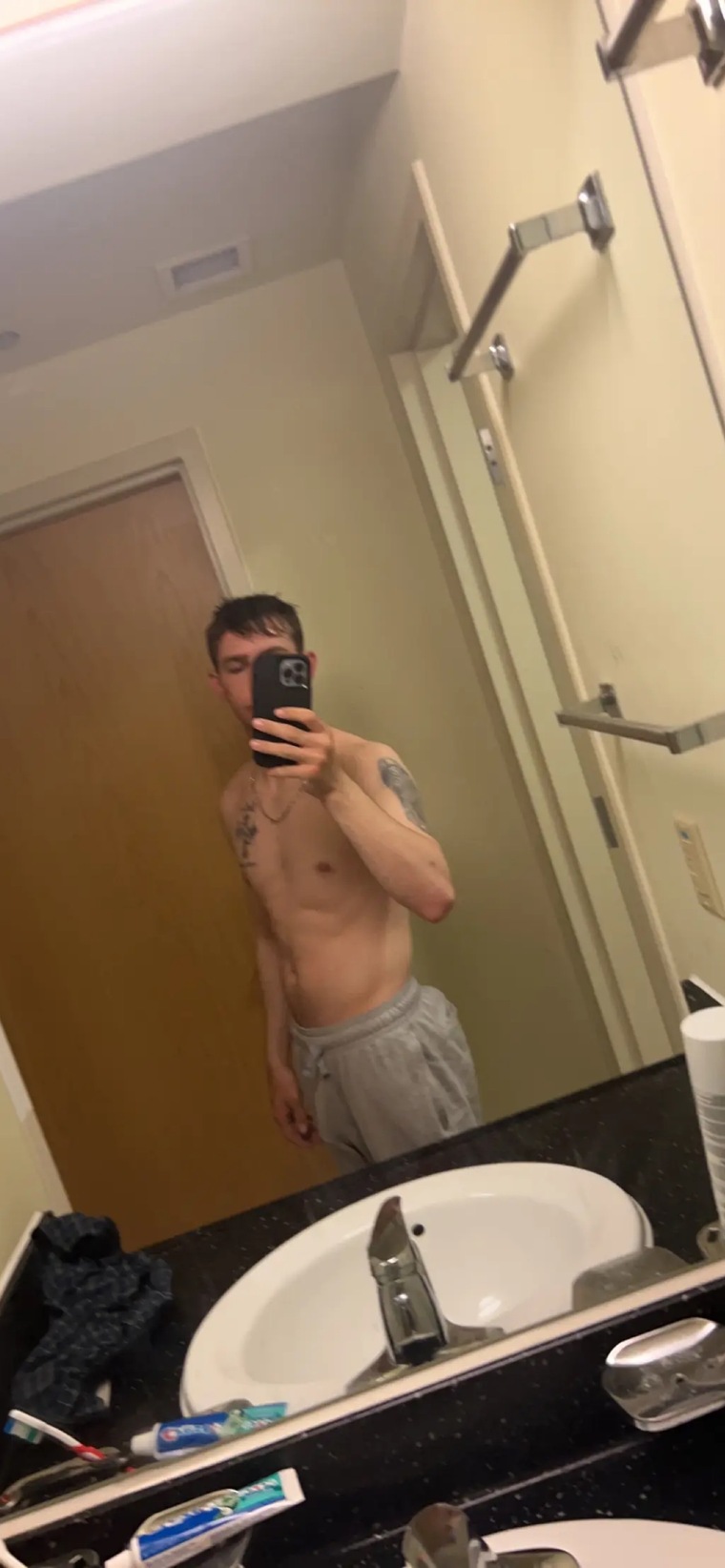 Domi_nate00 cover image