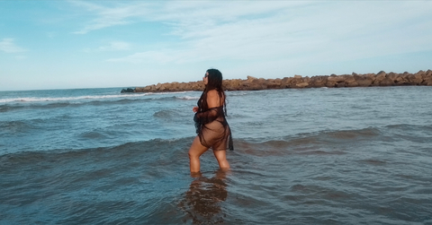 Domina Cash cover image