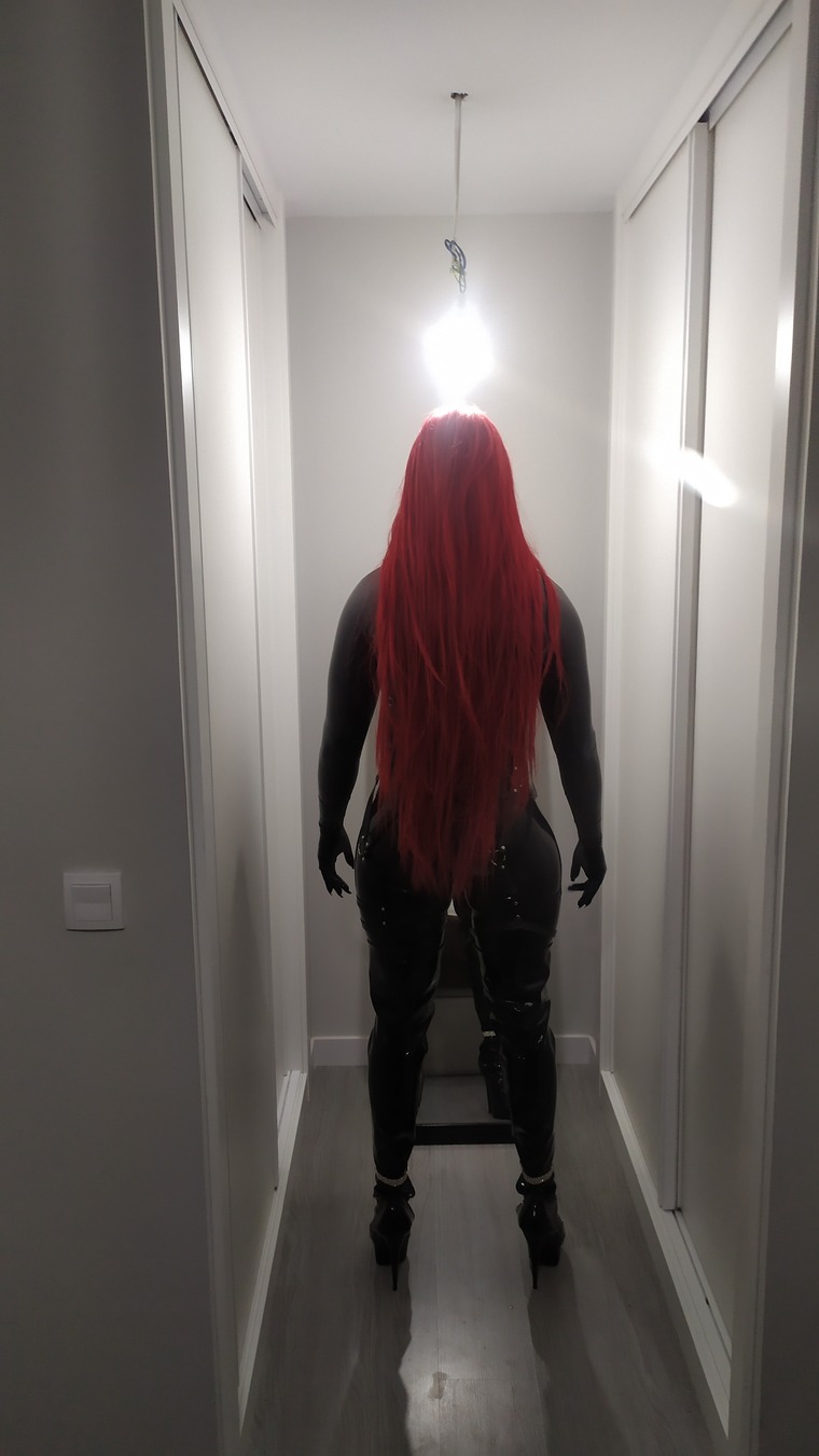Dominatrix_Tania banner image