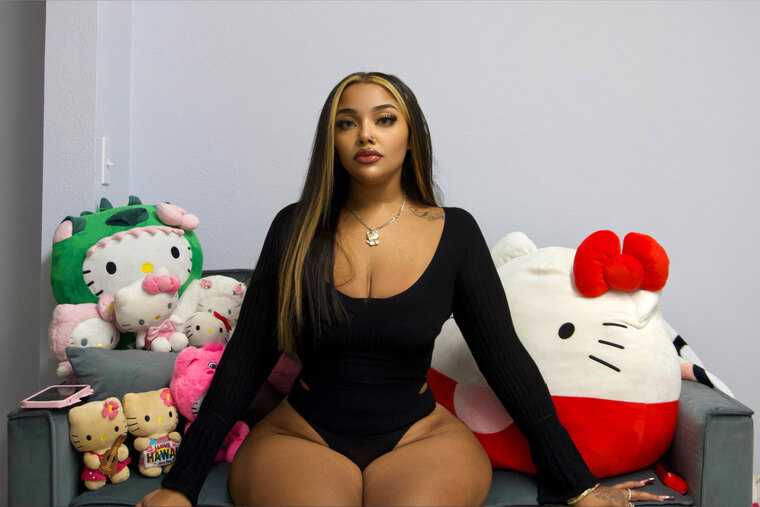 Worship my ass. banner image