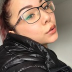 Domi🧞♀️ avatar