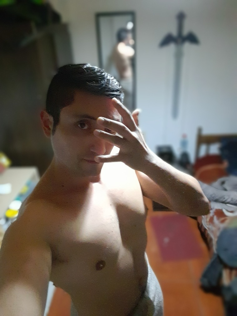 donroro cover image