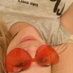 Girl with no name avatar