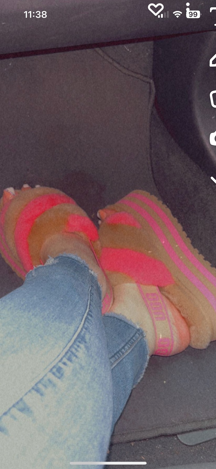 Snowbunny’s Feet🤍 cover image
