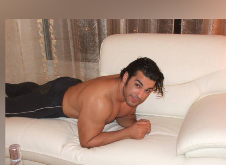 Droronlyfans cover image