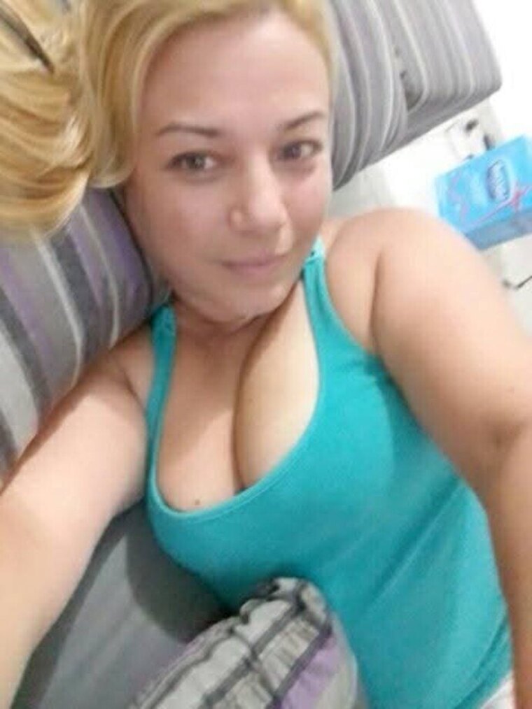 Adriana Costa Candido cover image