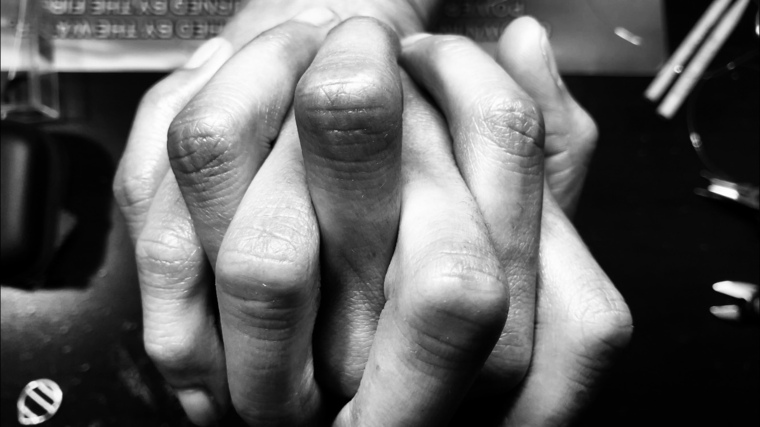 D's Hands banner image