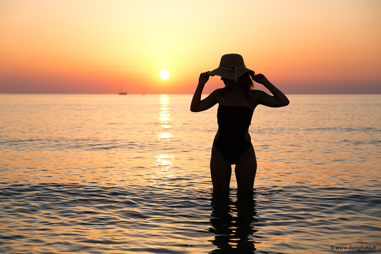 dsmphoto cover image