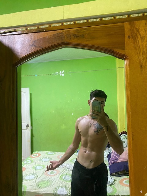 Duhan Zambrano cover image