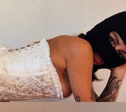 😈Dulce Veneno 🍑💦 cover image
