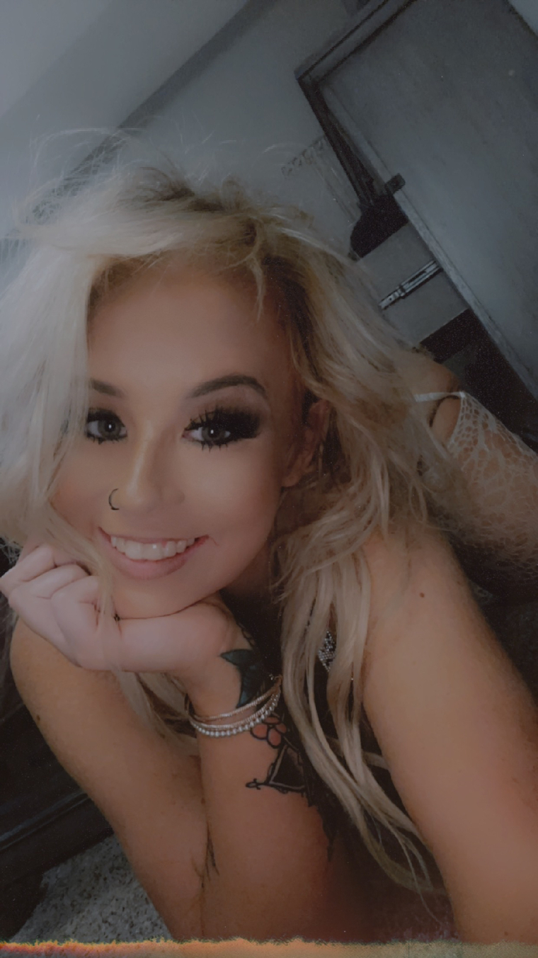 Emily Everhart cover image