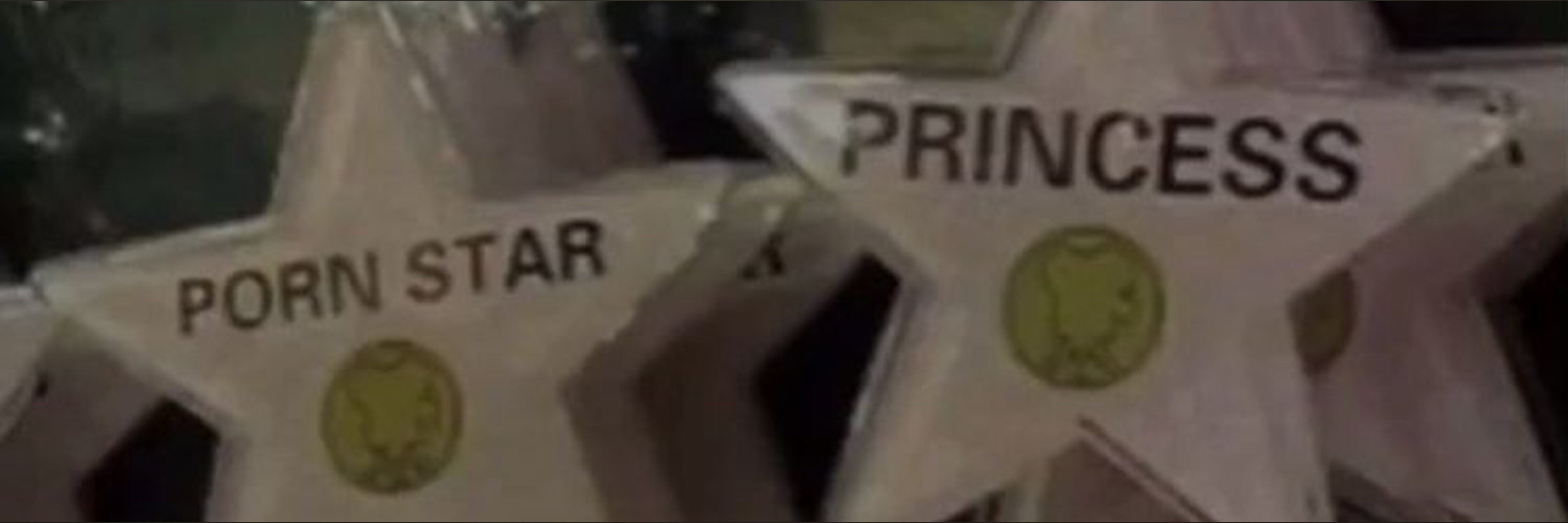 Em π€ banner image