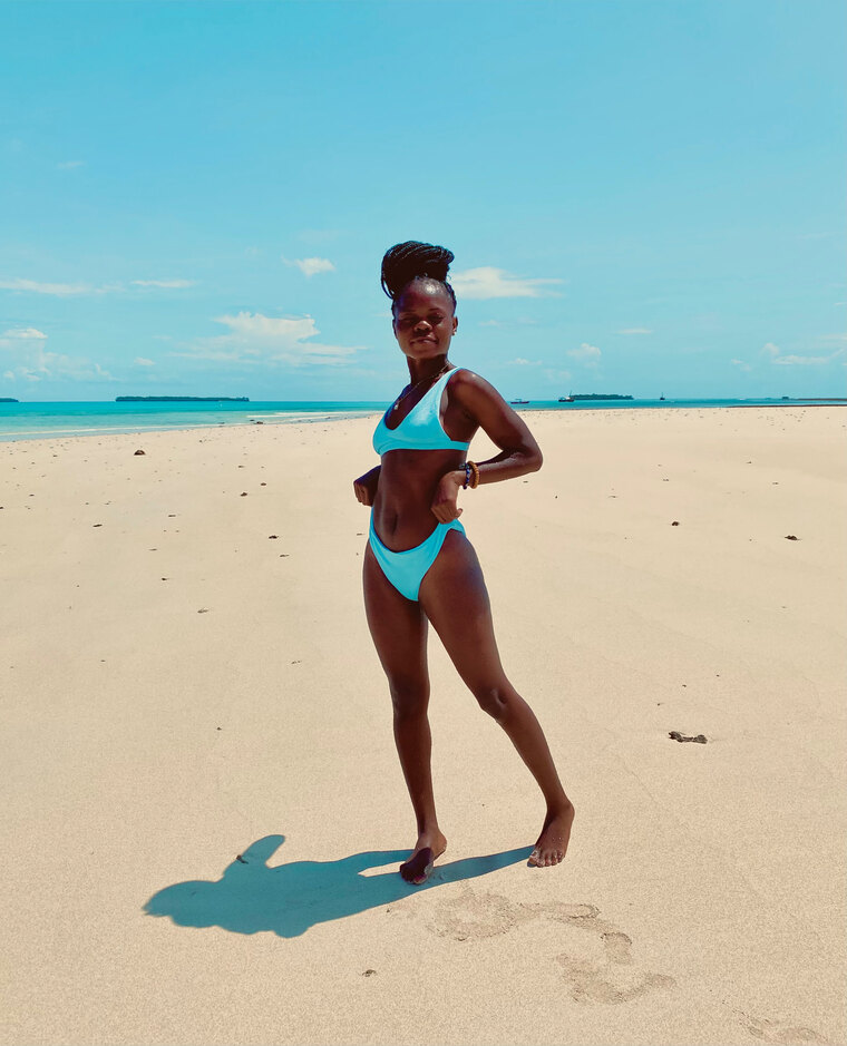 Ebony_petite banner image