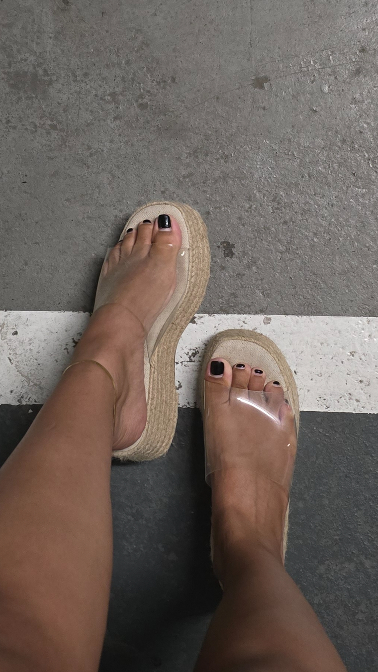 Egyptian feet cover image
