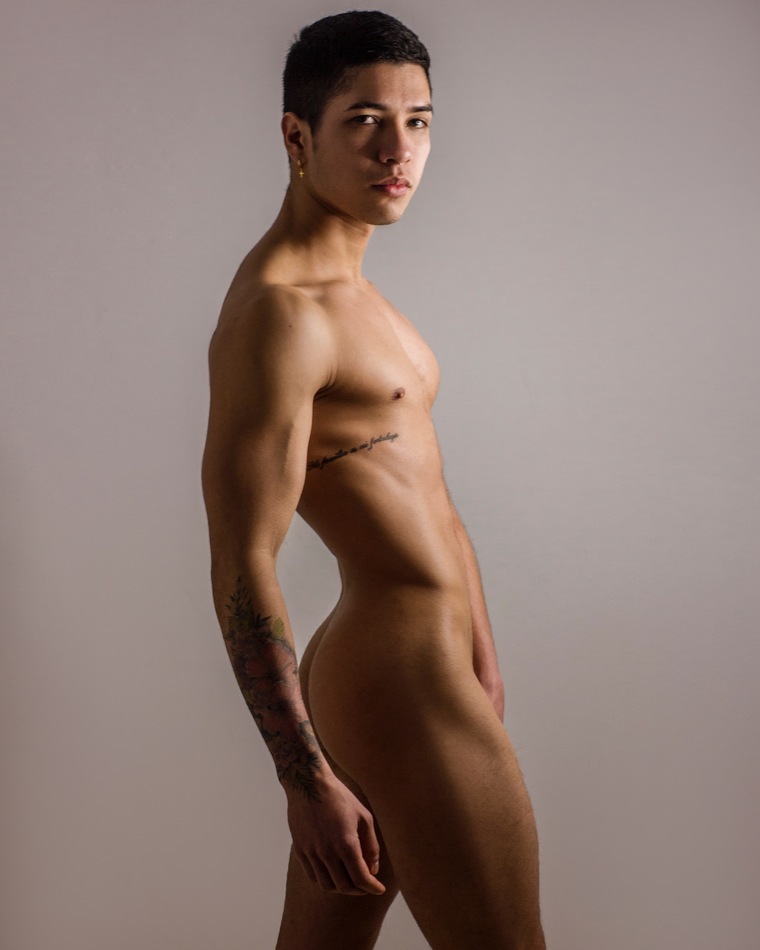 @EL_JONNY cover image