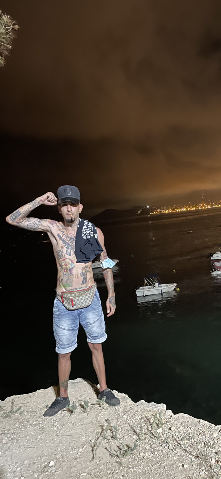 el kikes banner image