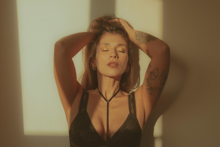 ElektraBabe cover image