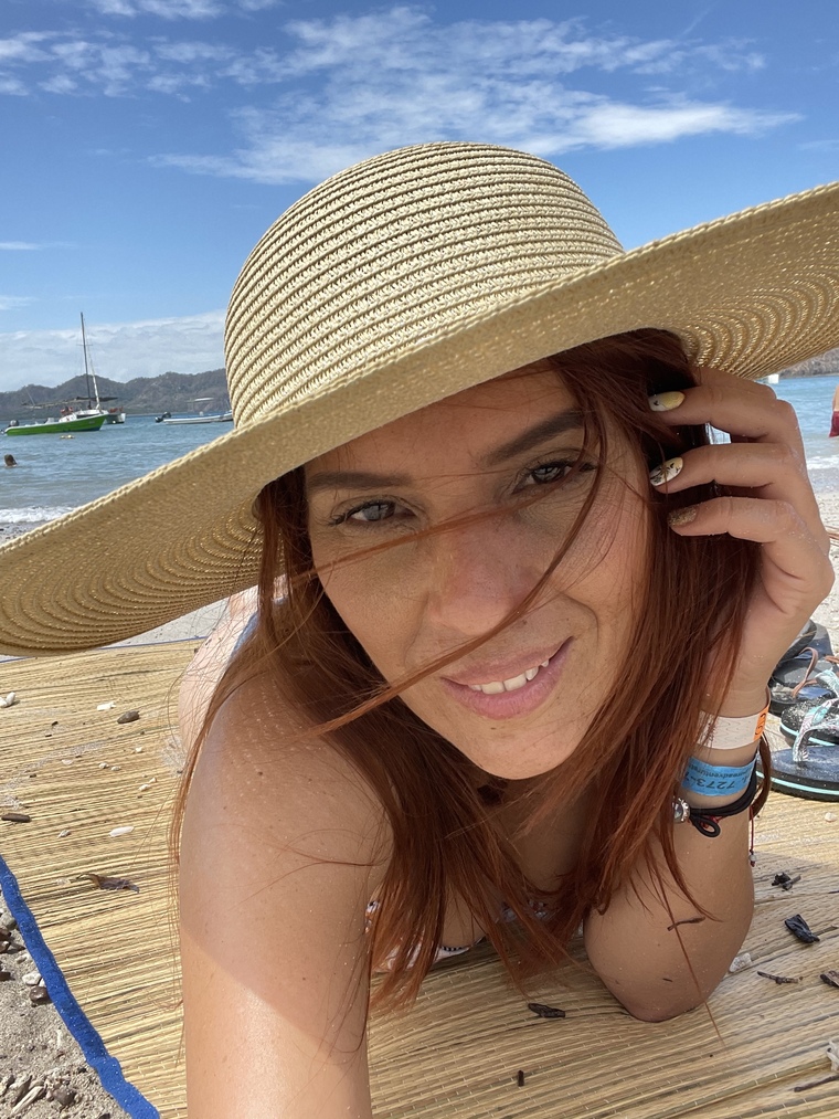 Elizabeth Molina banner image