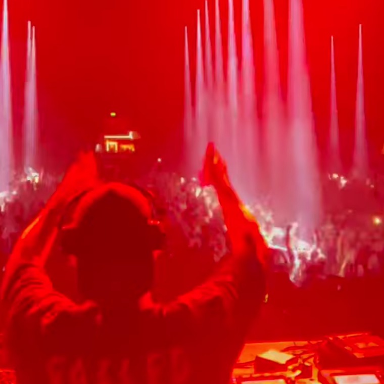 eliii__ banner image