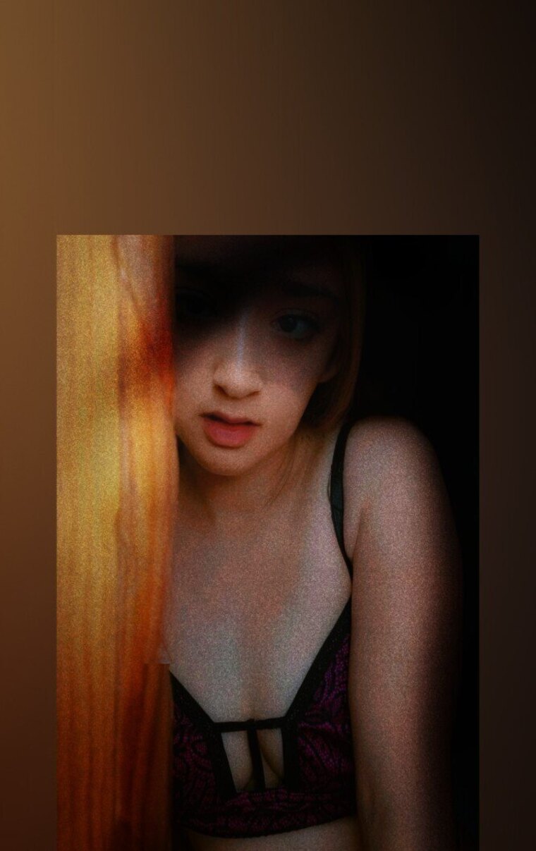 Elidia Kariou🤫😙 banner image