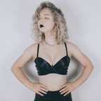 Elina Mona avatar
